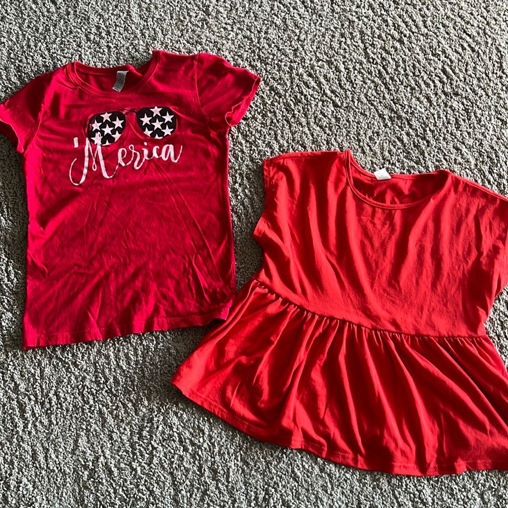 Lot of 2 red tops
